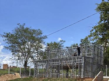Casa flutuante em Uberlândia/MG